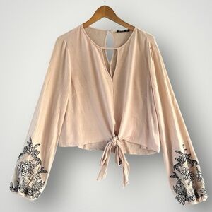 🎉5 for $45🎉 Lunik top blouse shirt size L